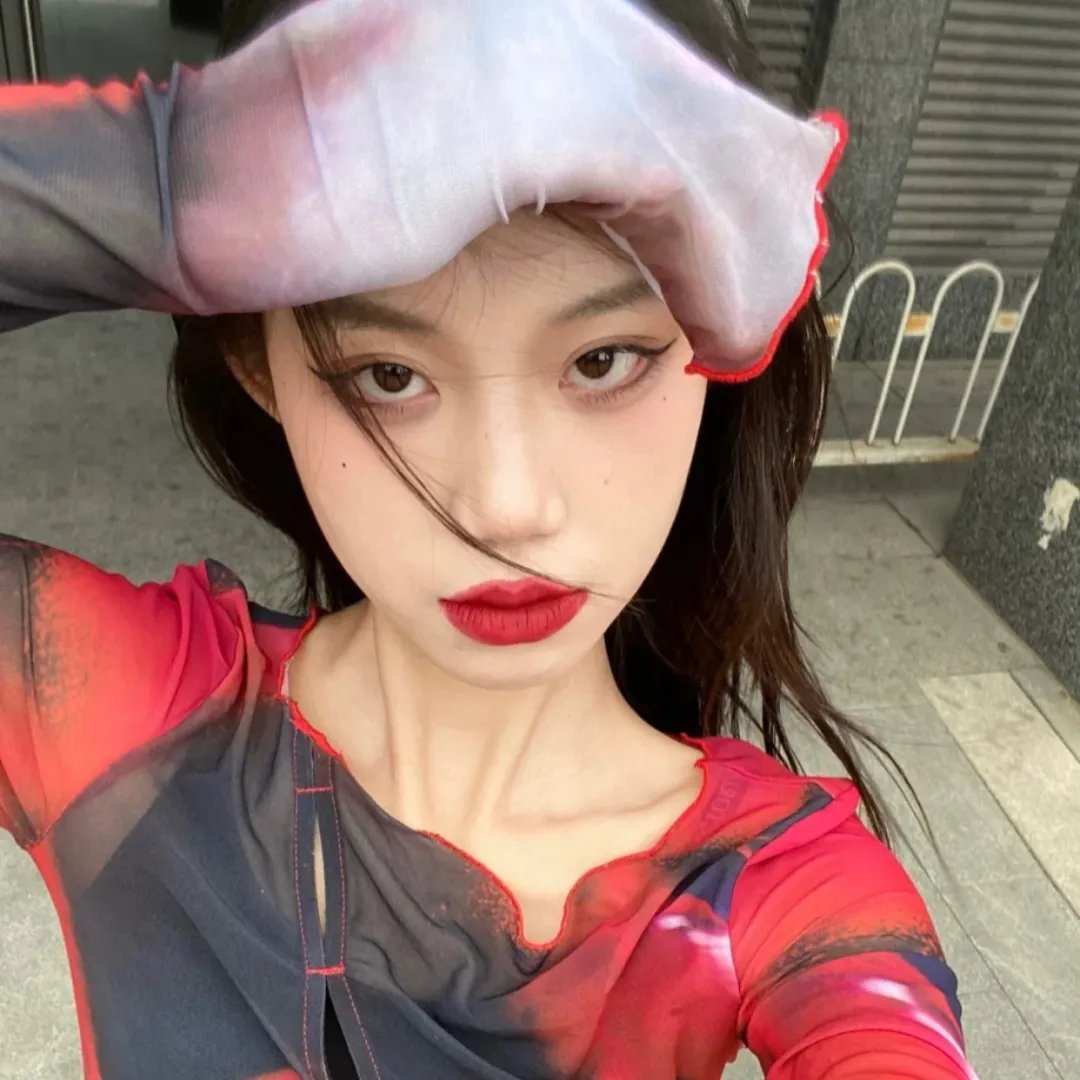 绿窗艳影